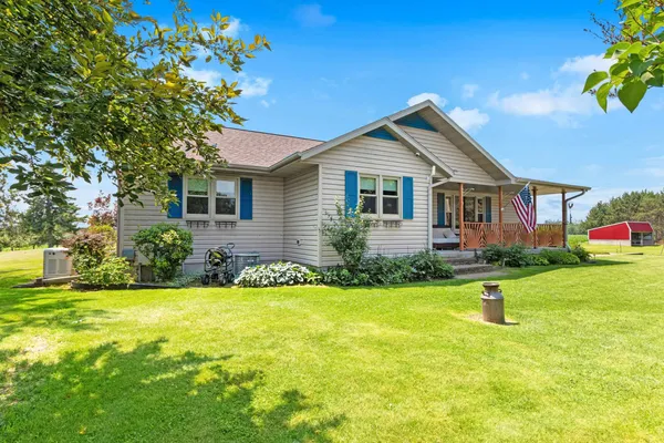 $949,900 | W4233 Porterfield Lake Road, Porterfield, WI 54159