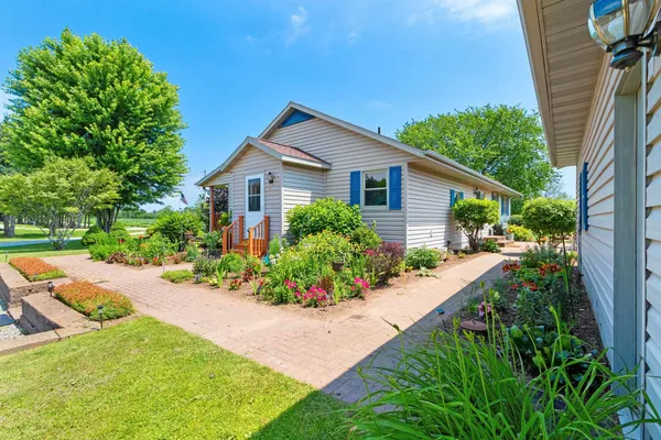 $949,900 | W4233 Porterfield Lake Road, Porterfield, WI 54159