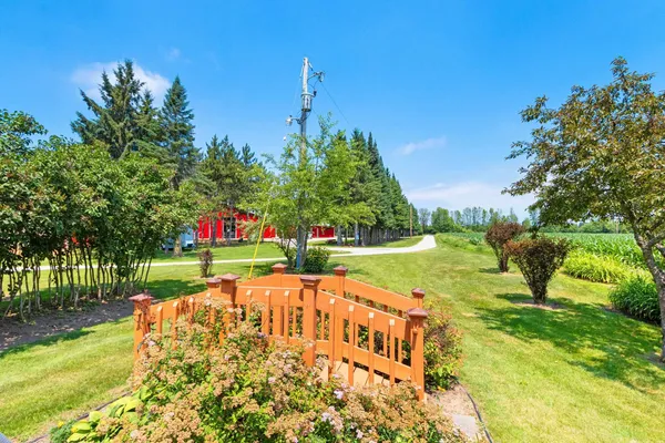 $949,900 | W4233 Porterfield Lake Road, Porterfield, WI 54159