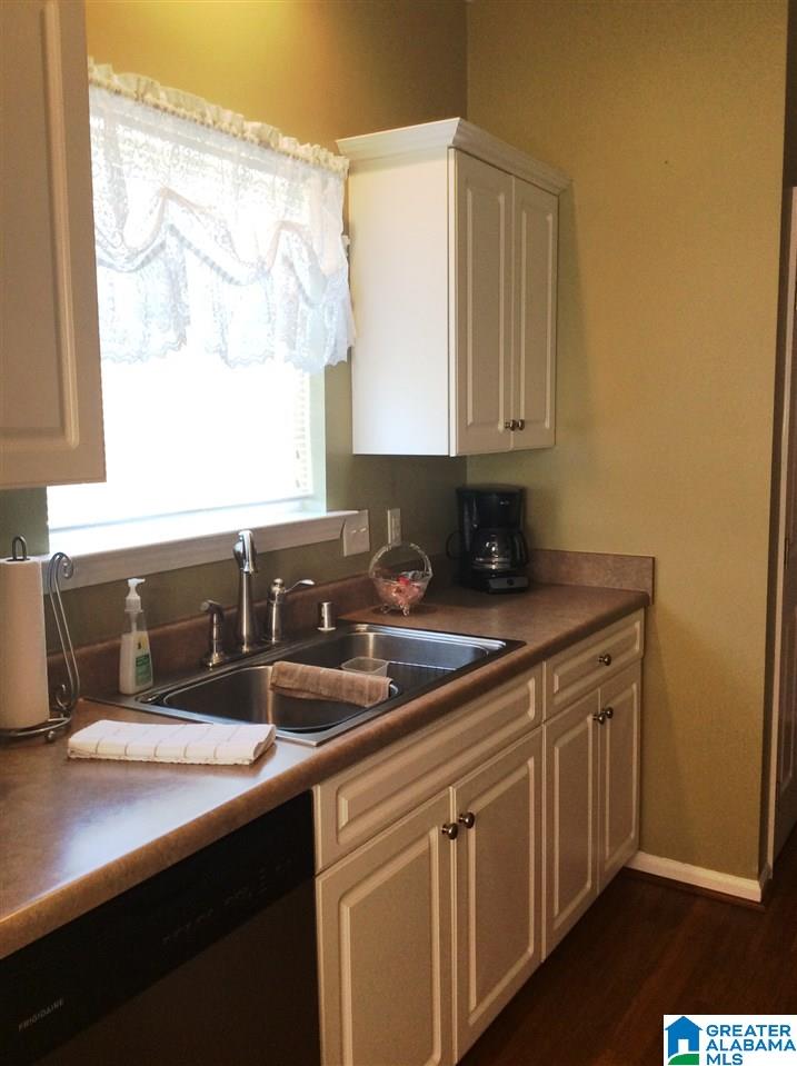 1885 Kent Circle Leeds, AL 35094 - Photo 13 of 16