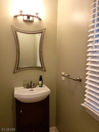 $3,275 | 330 Carnegie Court, Hackettstown, NJ 07840
