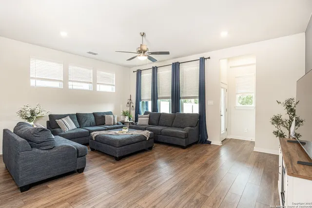 $2,850 | 1510 Escarpment Road, New Braunfels, TX 78132