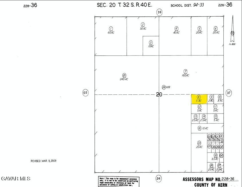 Vic 240th Street Edwards, CA 93523 - Photo 3 of 10 a picture of a bathroom with a shower