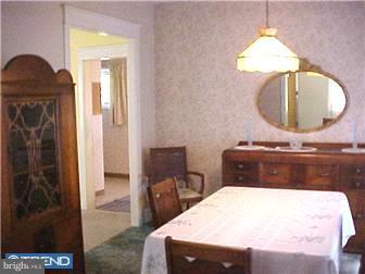 8 West Chelton Road Brookhaven, PA 19015 - Photo 3 of 11 Dining Room