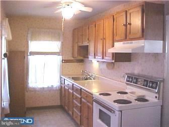 8 West Chelton Road Brookhaven, PA 19015 - Photo 8 of 11 Kitchen