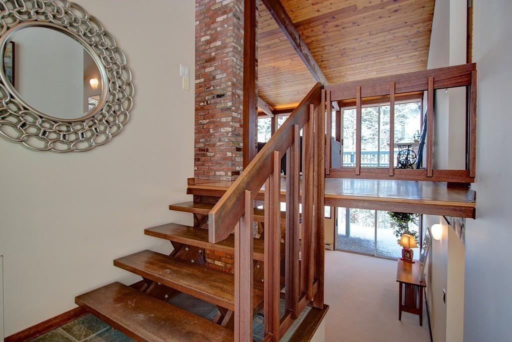 30 Stoney Brook Road Sherborn, MA 01770 - Photo 4 of 40 Gallery Image 4