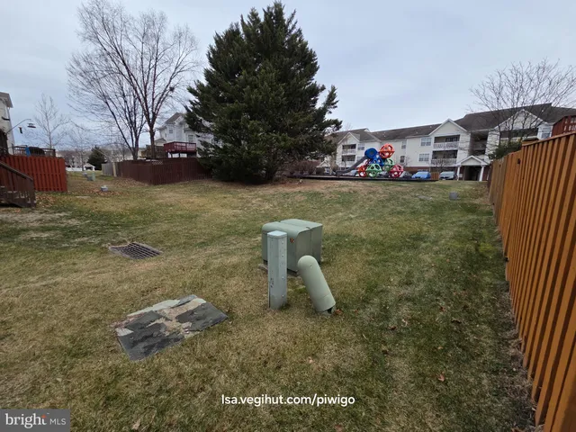 $2,995 | 42856 Golf View Drive, Chantilly, VA 20152