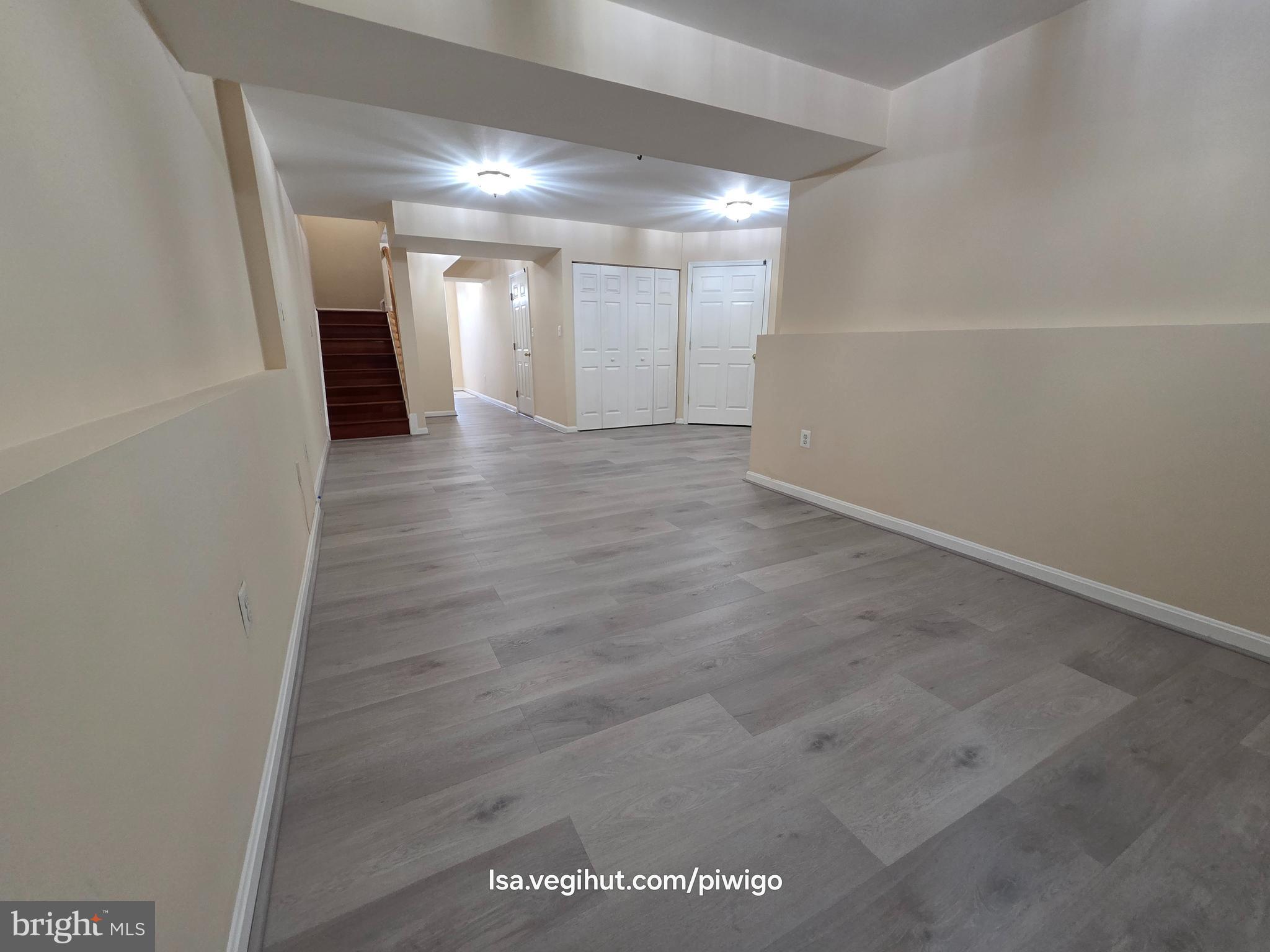 42856 Golf View Drive Chantilly, VA 20152 - Photo 8 of 23 a view of gallery