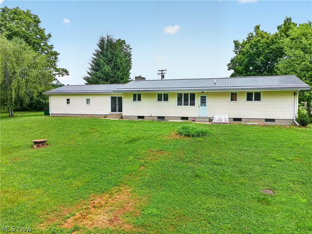 4552 Monroe Center Road Conneaut, OH 44030 - Photo 5 of 50