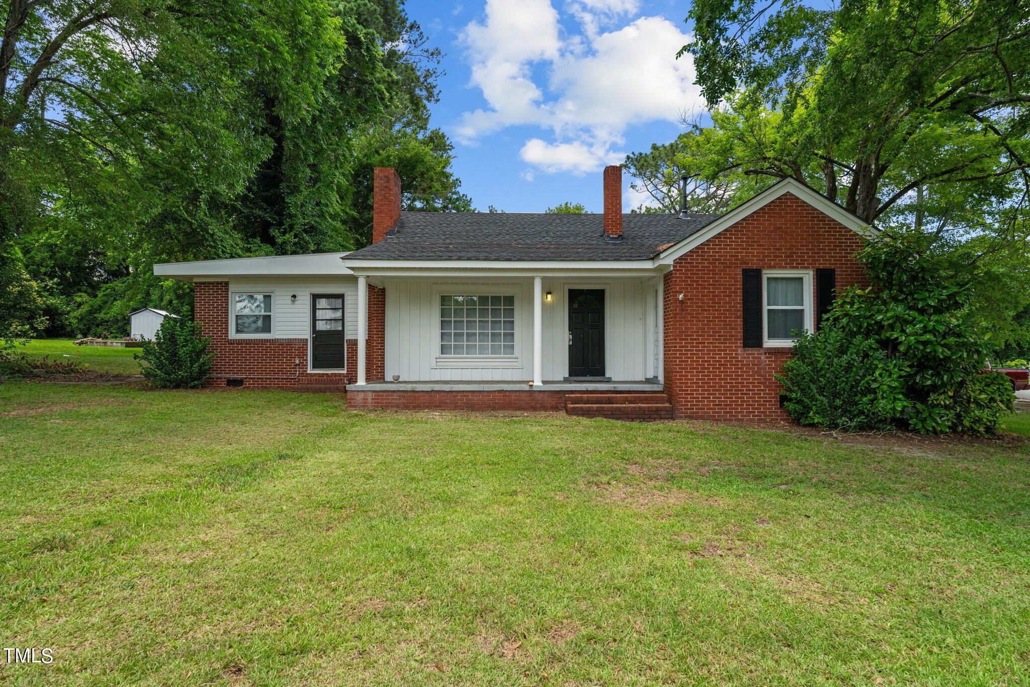 200 West Old Road Lillington, NC 27546 - Photo 5 of 37 2-web-or-mls-DSC09631