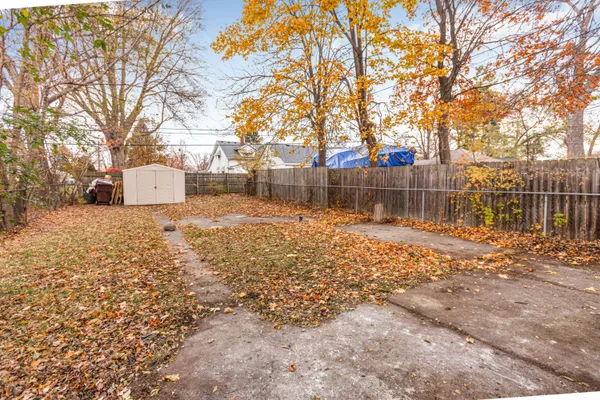 $199,900 | 7335 Wiegand Boulevard, Center Line, MI 48015