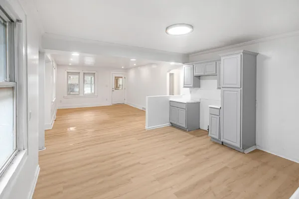 $199,900 | 7335 Wiegand Boulevard, Center Line, MI 48015