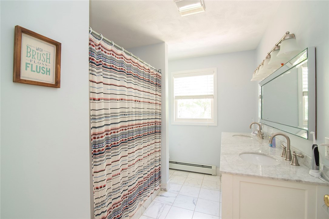 61 Laurel Road South Kingstown, RI 02879 - Photo 13 of 29