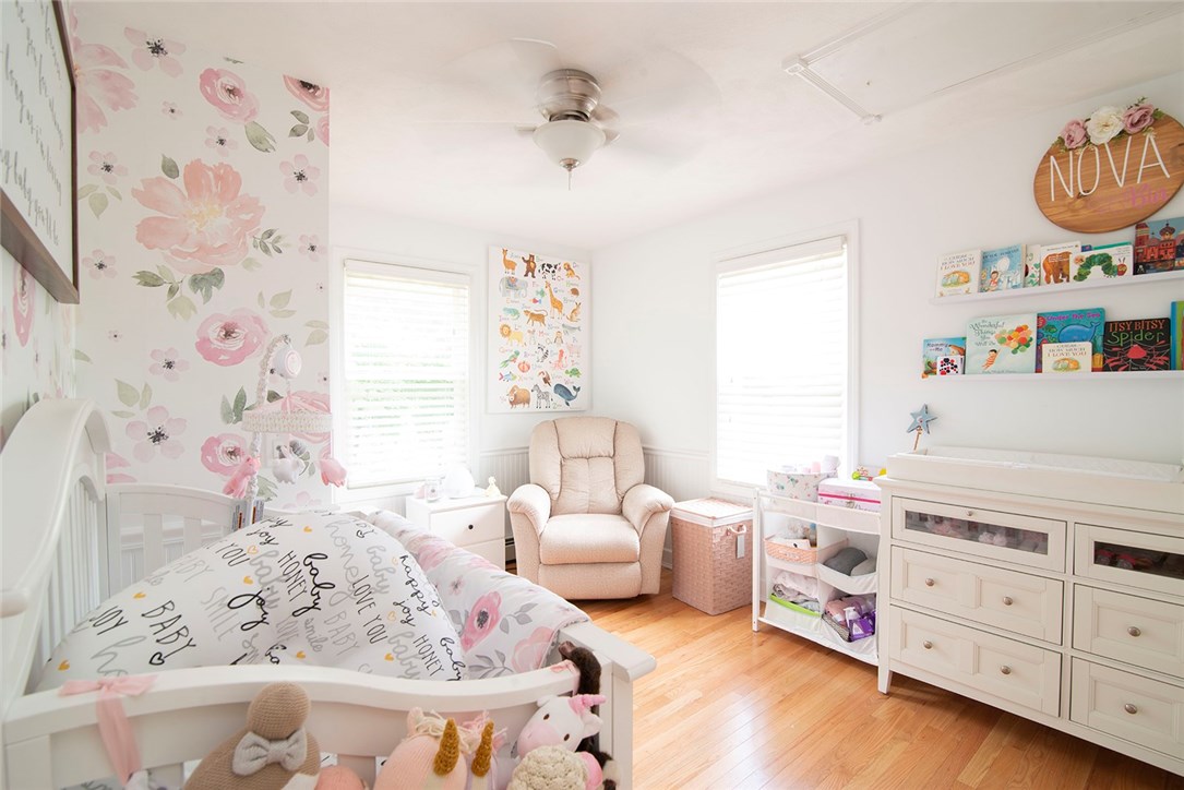 61 Laurel Road South Kingstown, RI 02879 - Photo 14 of 29