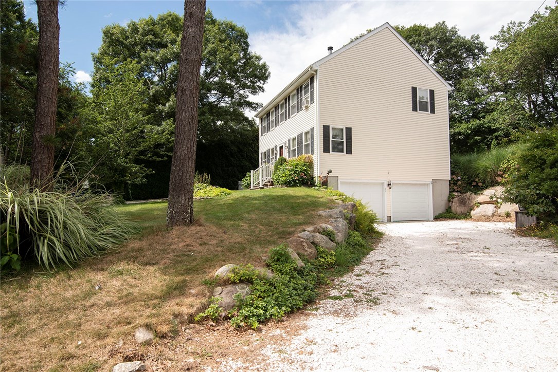 61 Laurel Road South Kingstown, RI 02879 - Photo 18 of 29