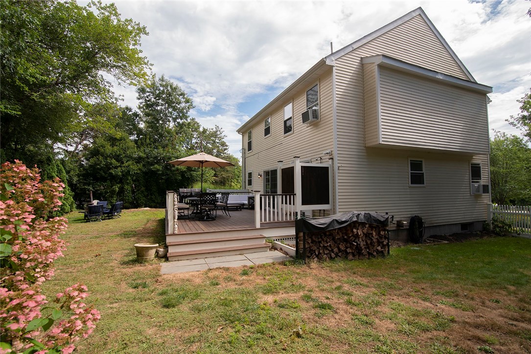 61 Laurel Road South Kingstown, RI 02879 - Photo 22 of 29