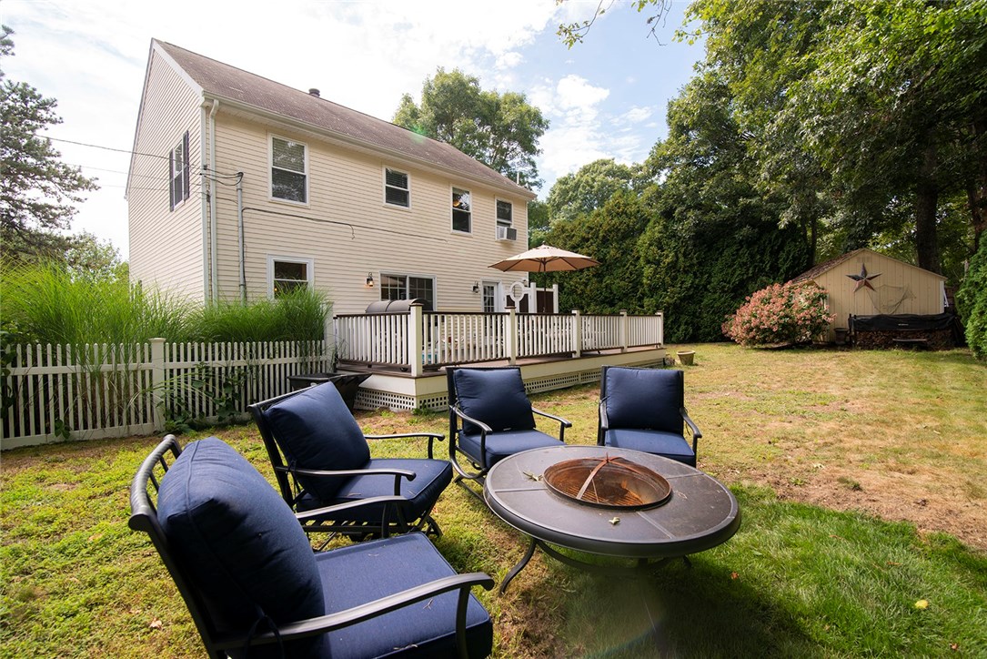 61 Laurel Road South Kingstown, RI 02879 - Photo 23 of 29