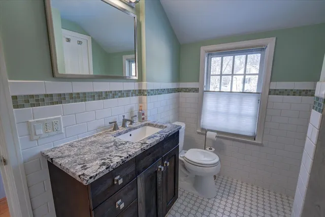 $749,000 | 4186 Nakoma Road, Madison, WI 53711