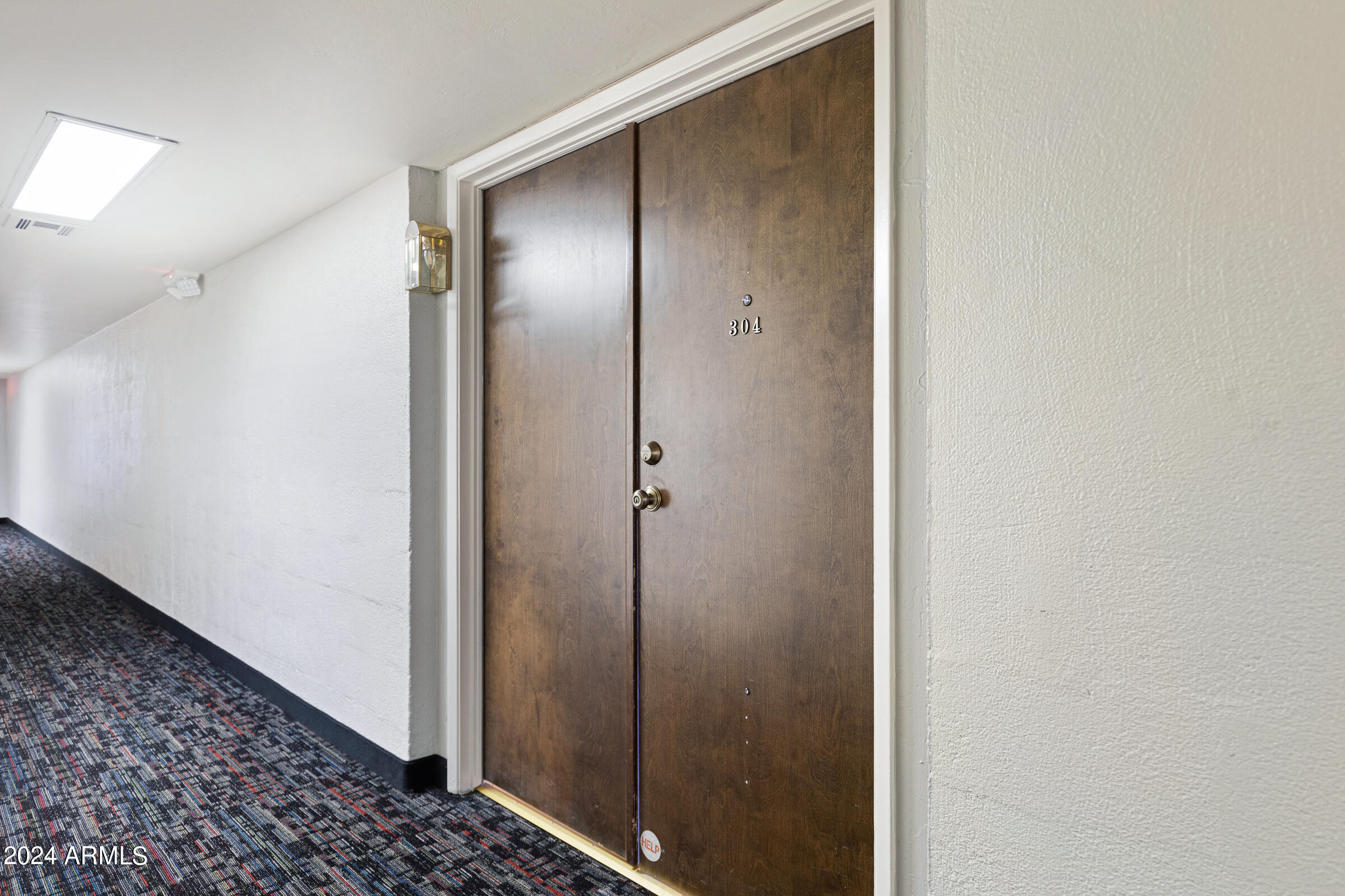 7960 East Camelback Road, Unit 304 Scottsdale, AZ 85251 - Photo 23 of 25 7960 E Camelback Rd #304-4