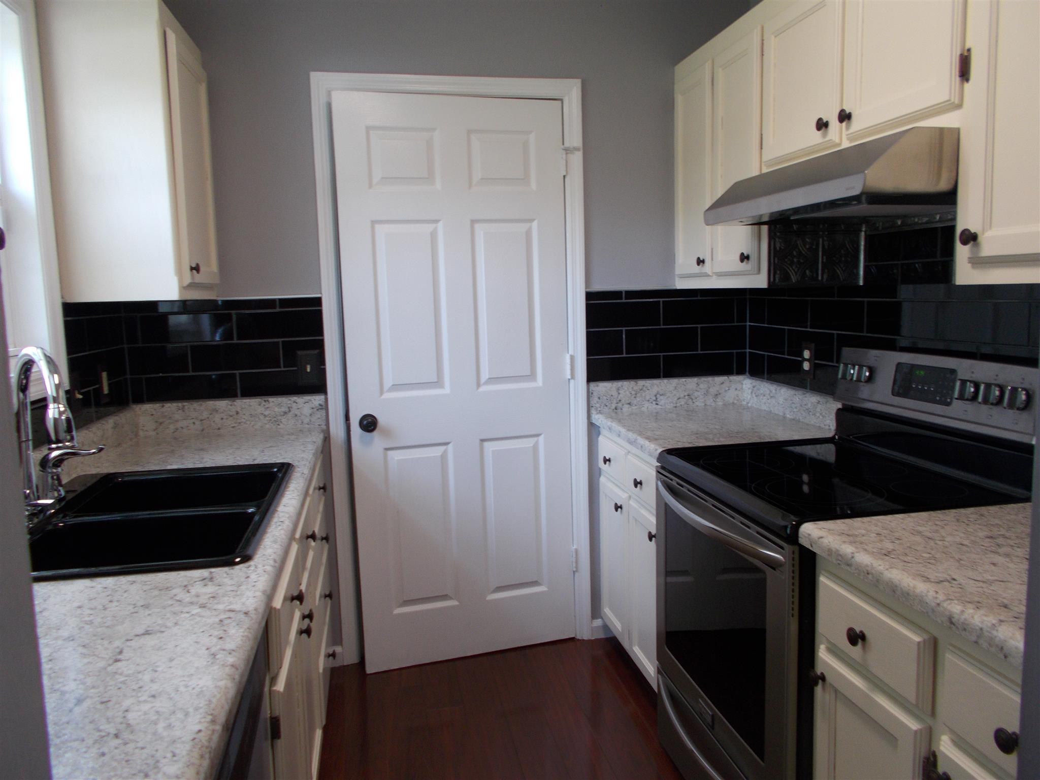 1723 Bandy Road Ashland City, TN 37015 - Photo 4 of 17 Gallery Image 4