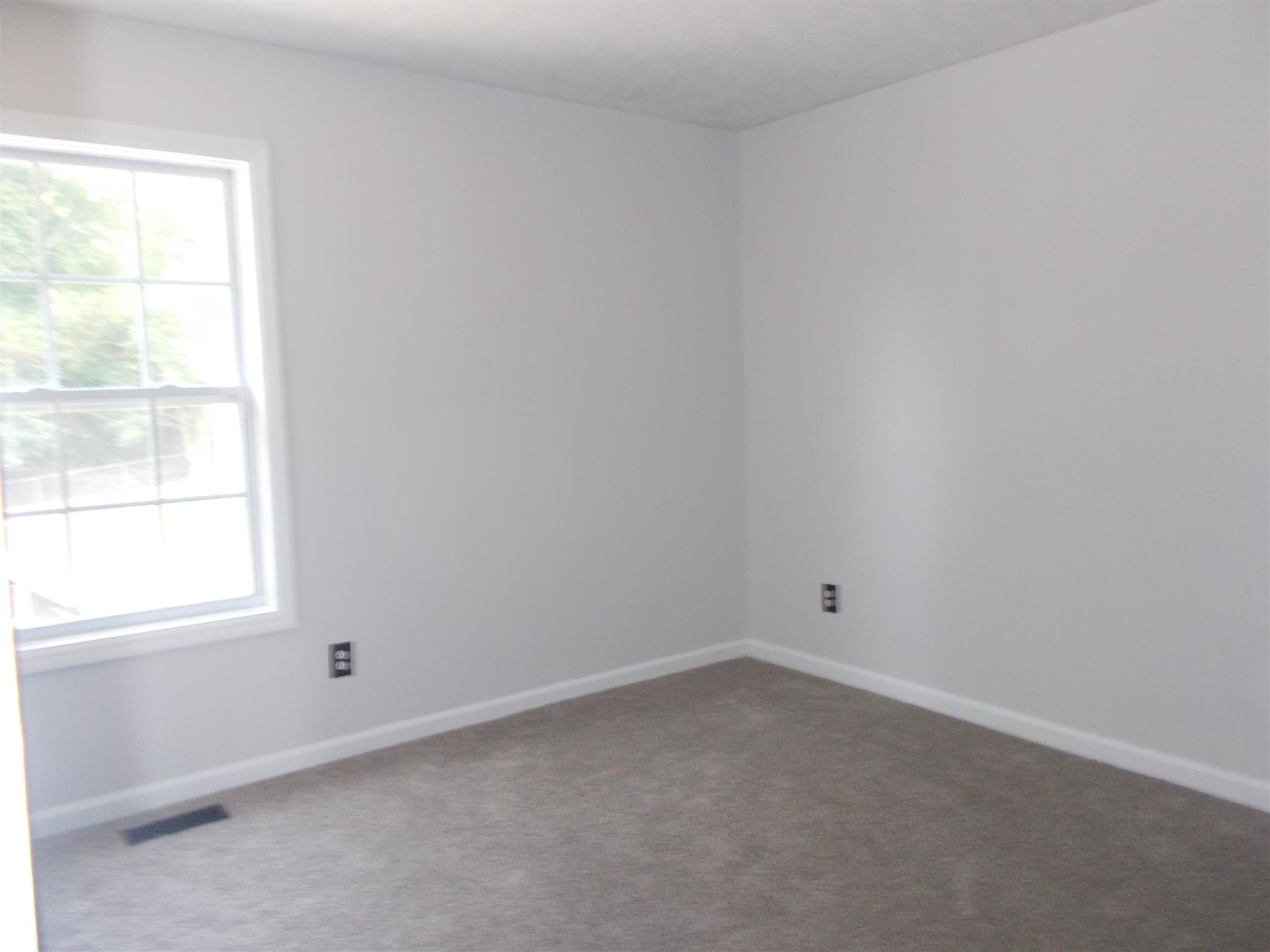 1723 Bandy Road Ashland City, TN 37015 - Photo 8 of 17 Gallery Image 8