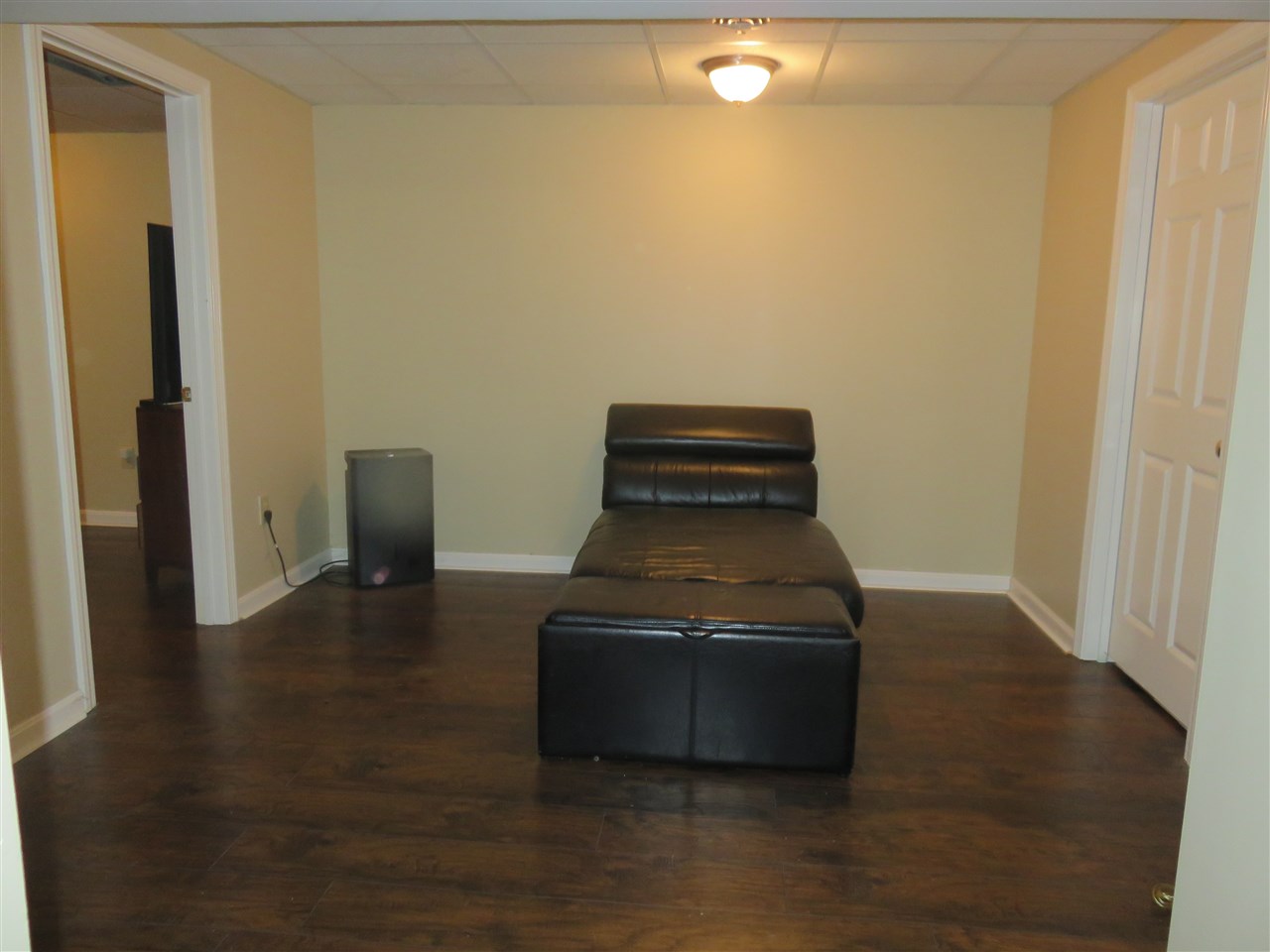 222 Winding Pond Road Londonderry, NH 03053 - Photo 21 of 37