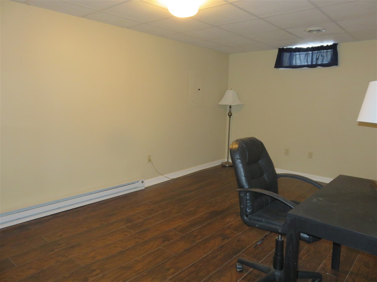 222 Winding Pond Road Londonderry, NH 03053 - Photo 22 of 37