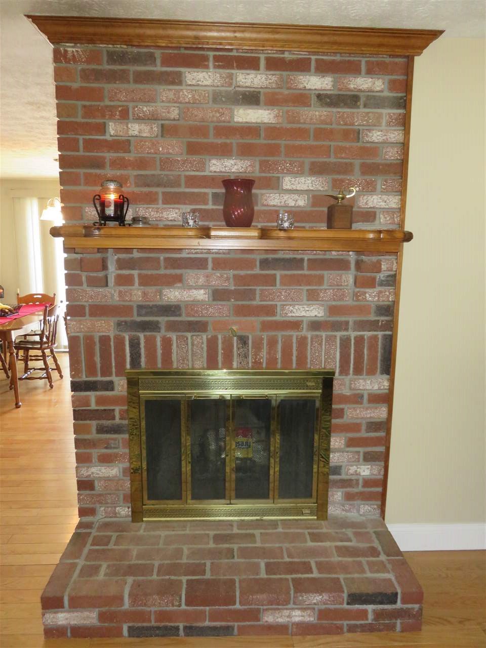 222 Winding Pond Road Londonderry, NH 03053 - Photo 7 of 37