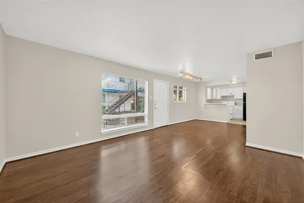 $1,450 | 2020 Huldy Street, Unit 1, Houston, TX 77019