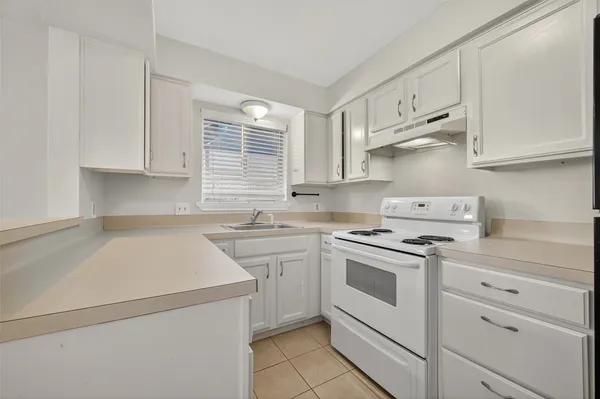 $1,450 | 2020 Huldy Street, Unit 1, Houston, TX 77019