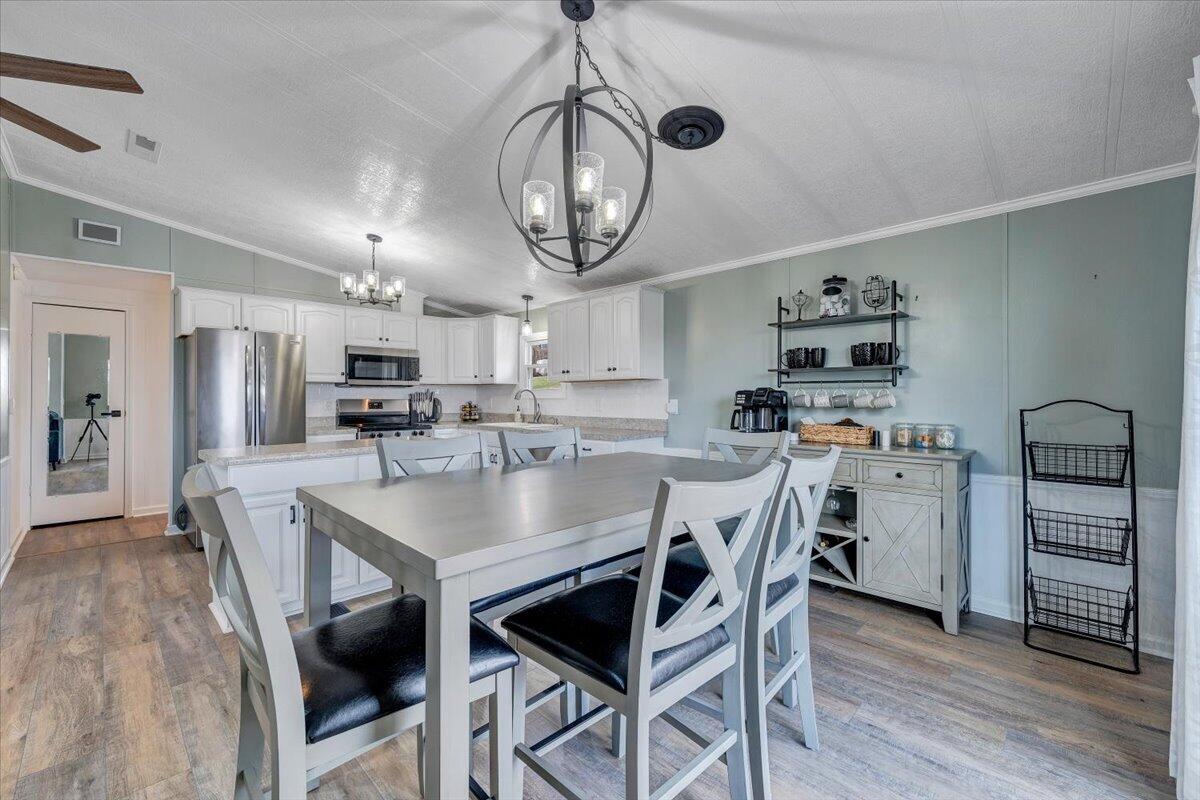 300 Mill Lake Road Huddleston, VA 24104 - Photo 23 of 88 22-MIB07642