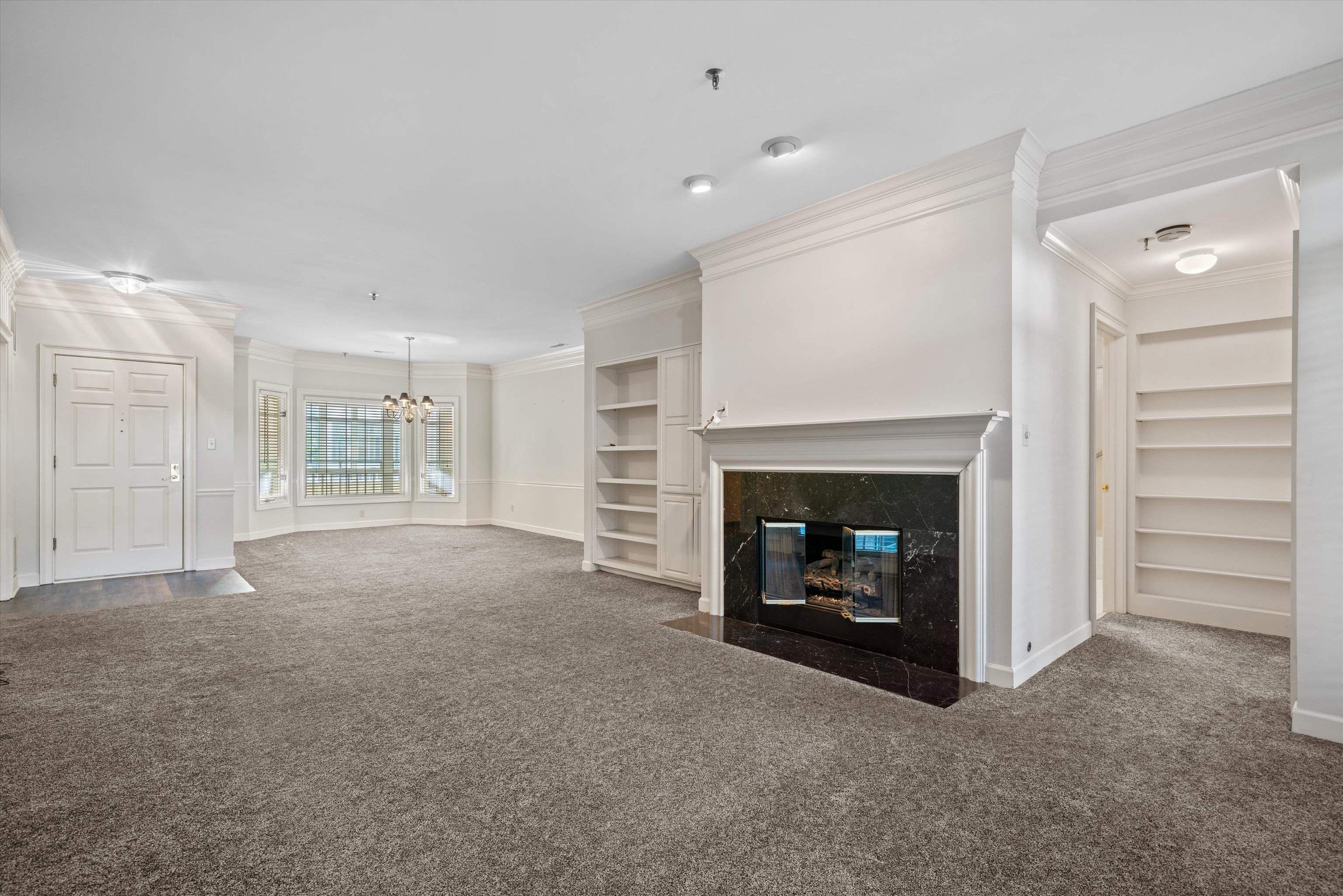 405 South Perkins Road, Unit 250 Memphis, TN 38117 - Photo 19 of 19 a living room with furniture and a fireplace