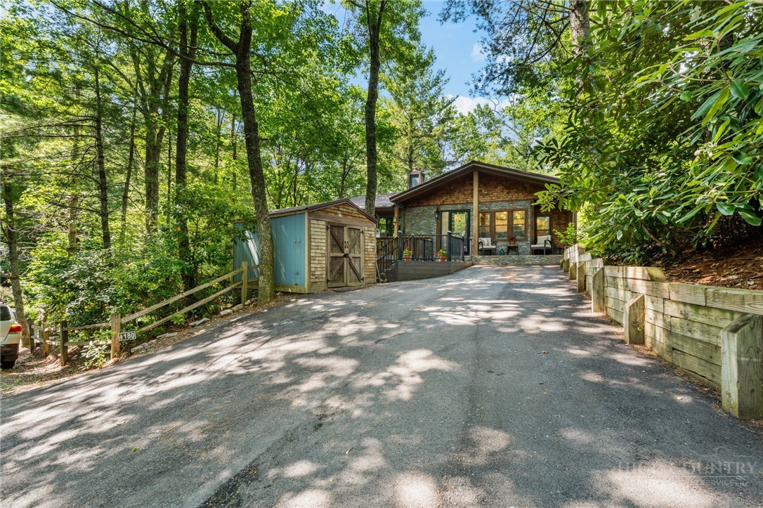 180 Longview Road Newland, NC 28657 - Photo 33 of 49