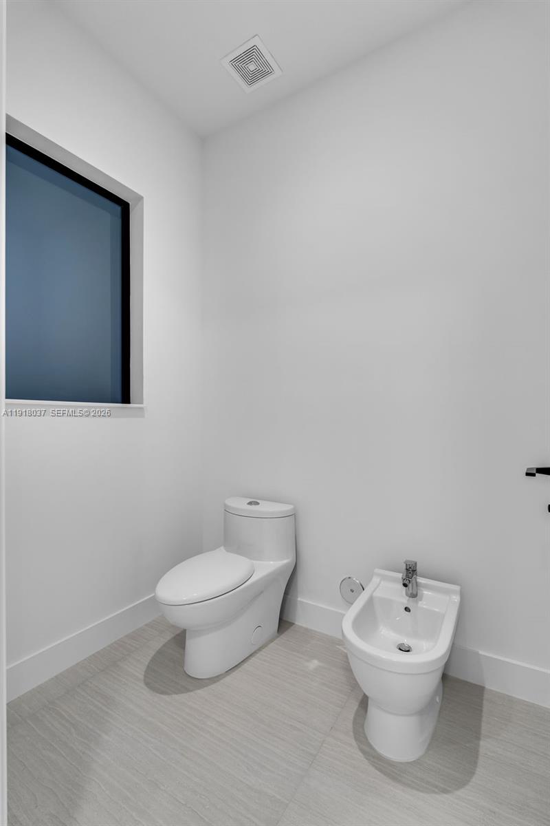 8240 Southwest 193rd Terrace Cutler Bay, FL 33157 - Photo 36 of 94