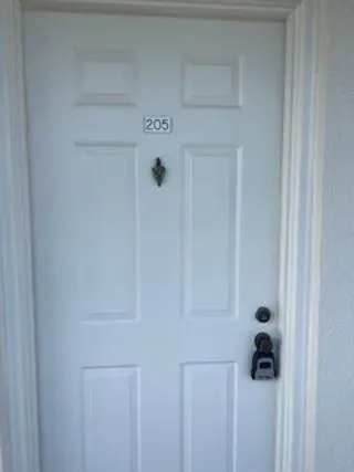 $2,200 | 3826 Whitehall Drive, Unit 205, West Palm Beach, FL 33401