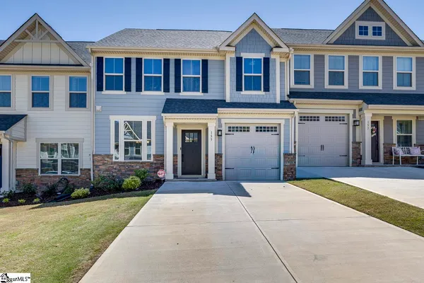 $330,000 | 155 Moss Holw Way, Simpsonville, SC 29680