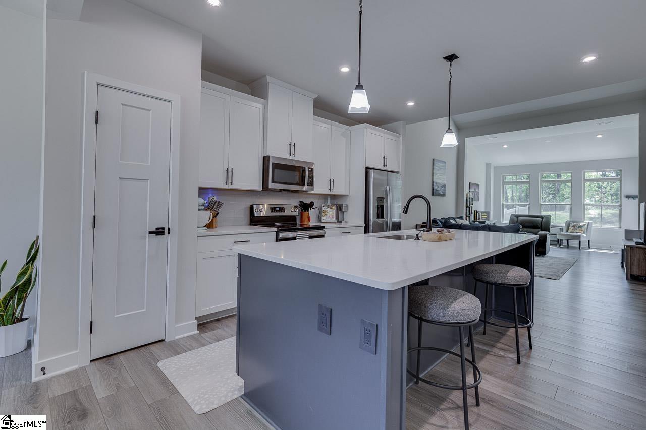 155 Moss Holw Way Simpsonville, SC 29680 - Photo 11 of 33