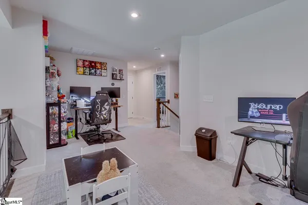 $330,000 | 155 Moss Holw Way, Simpsonville, SC 29680