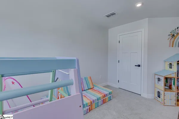 $330,000 | 155 Moss Holw Way, Simpsonville, SC 29680
