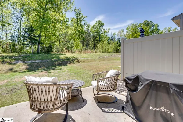 $330,000 | 155 Moss Holw Way, Simpsonville, SC 29680
