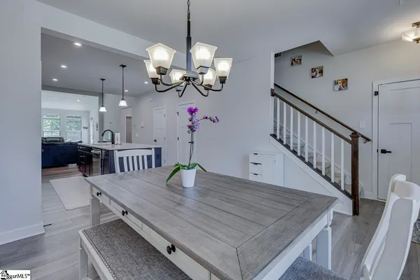 $330,000 | 155 Moss Holw Way, Simpsonville, SC 29680
