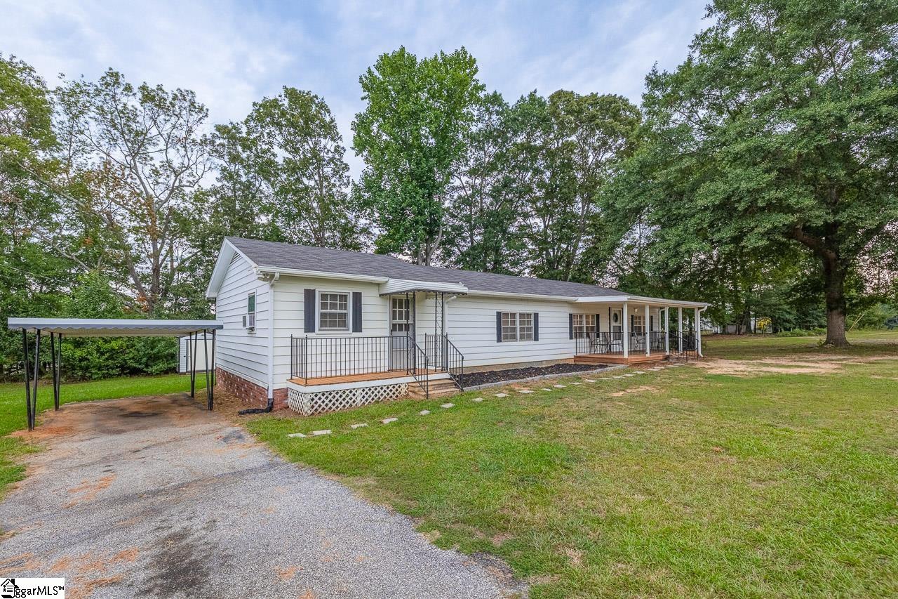 60 Clyde Road Fountain Inn, SC 29644 - Photo 4 of 28
