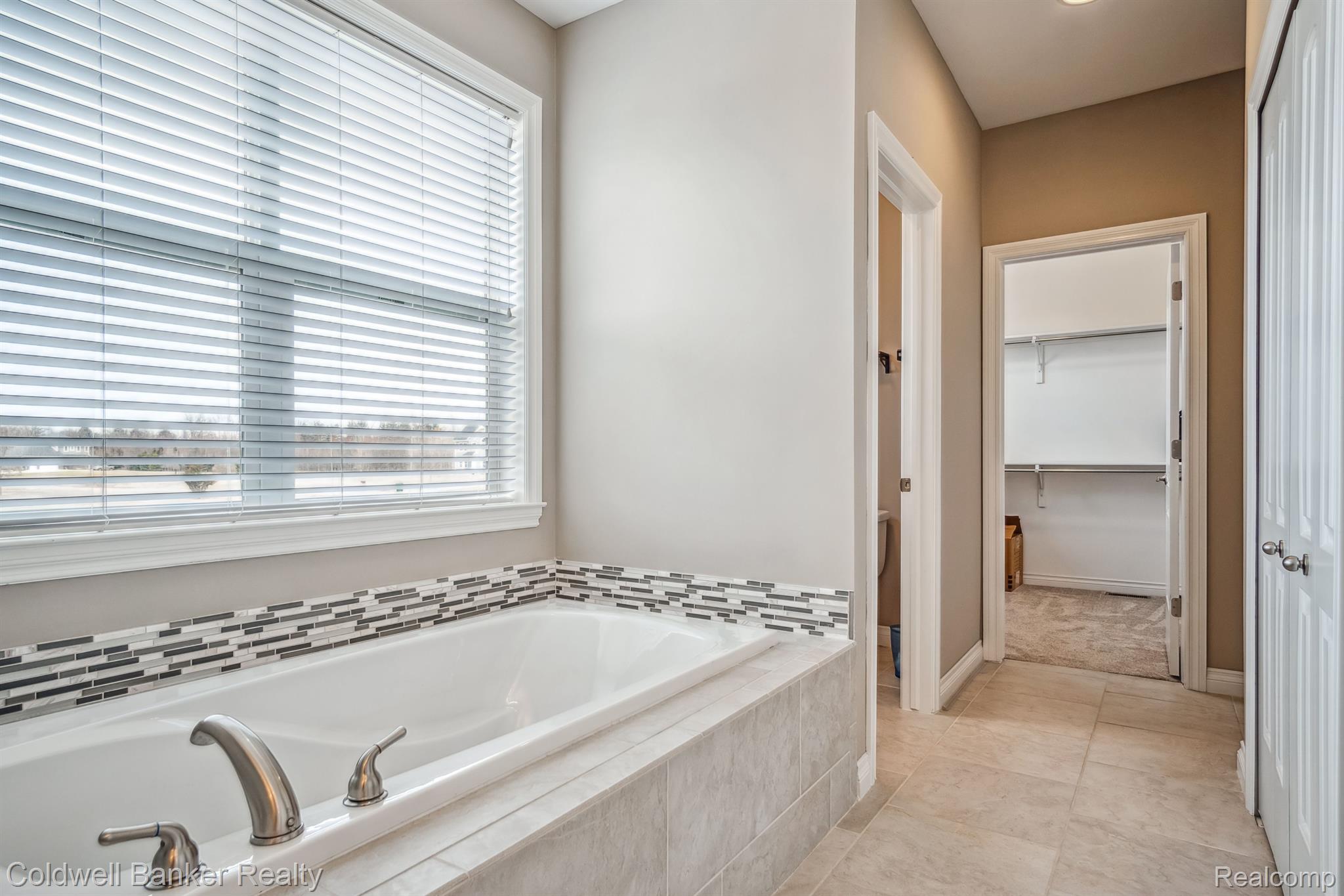 2020 Nollar Bnd Road Whitmore Lake, MI 48189 - Photo 22 of 35 separate water closet