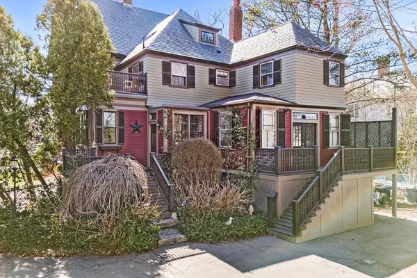 $875,000 | 58 Summer Street, Taunton, MA 02780