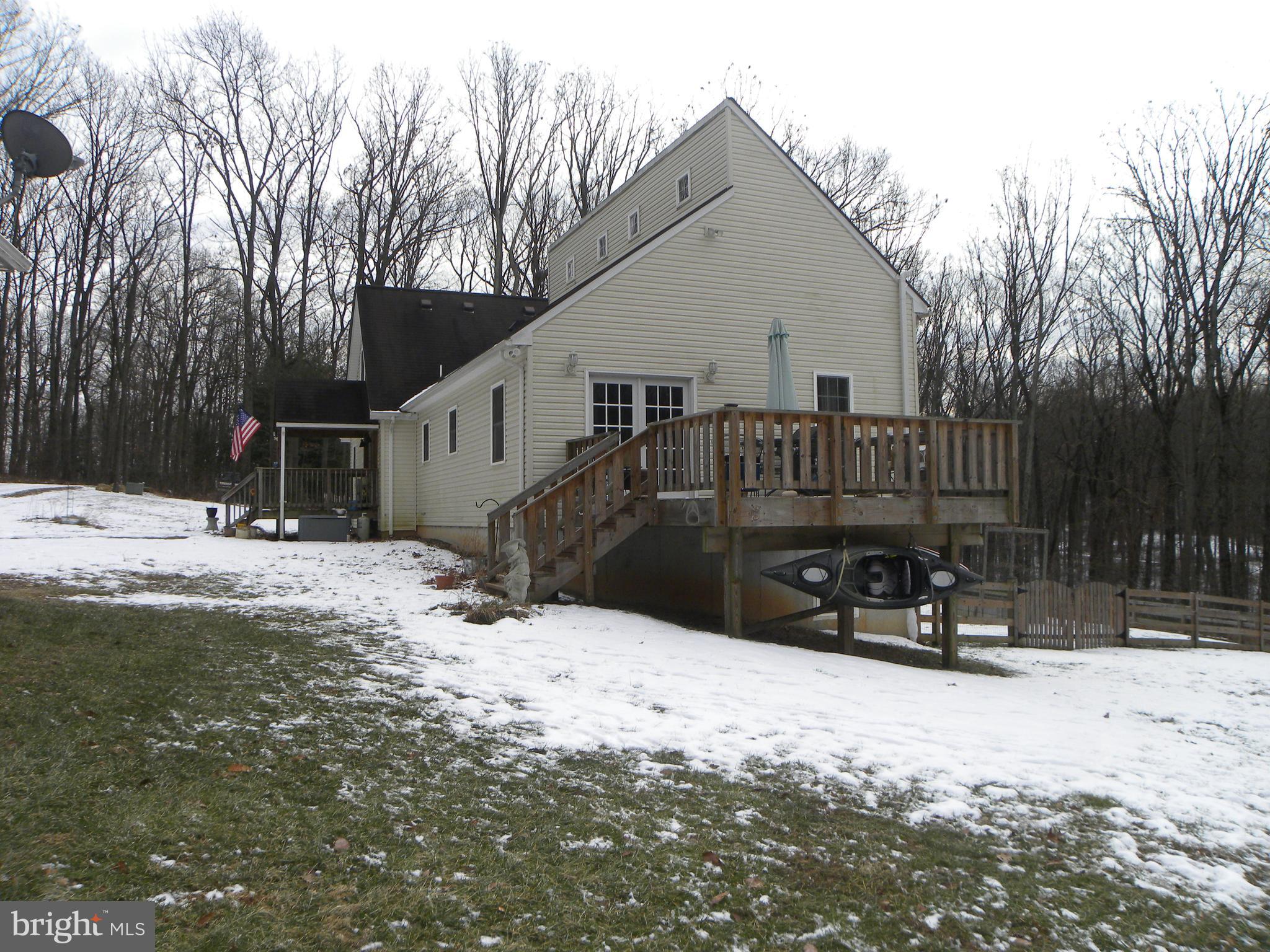 3906 Hooper Road New Windsor, MD 21776 - Photo 4 of 12