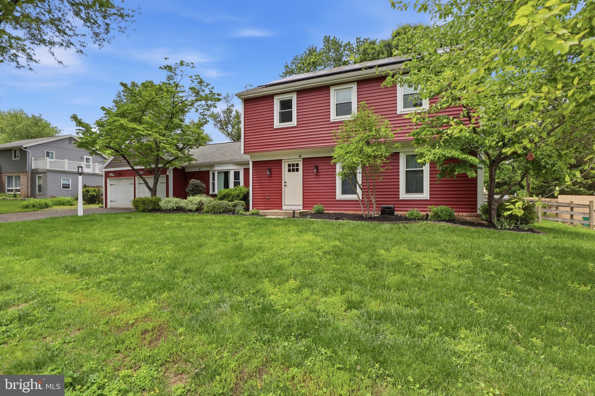 1072 Lambley Road Landisville, PA 17538 - Photo 4 of 46 a front view of house with yard and green space