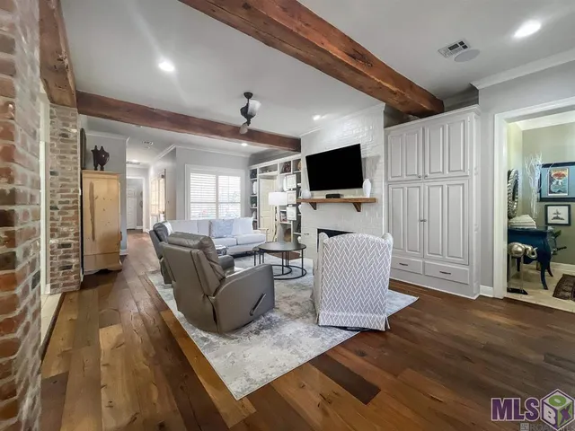 $3,200 | 2020 Camellia Trce Drive, Baton Rouge, LA 70808