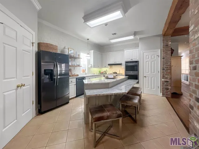 $3,200 | 2020 Camellia Trce Drive, Baton Rouge, LA 70808