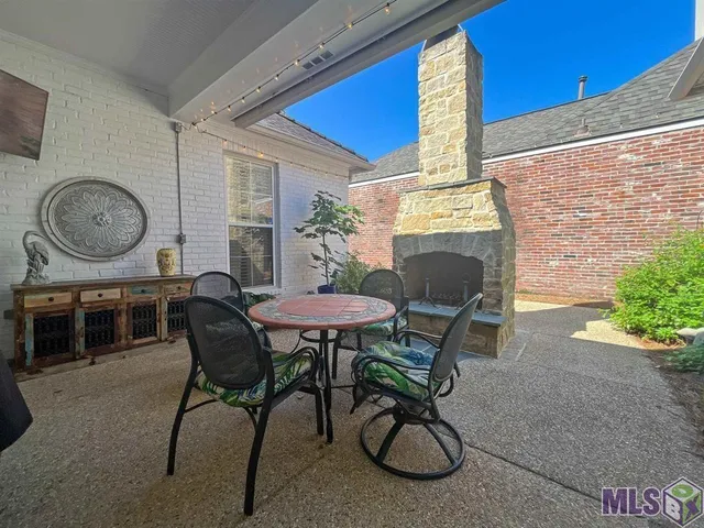 $3,200 | 2020 Camellia Trce Drive, Baton Rouge, LA 70808