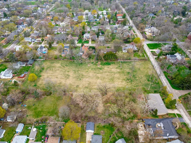 a picture of city view